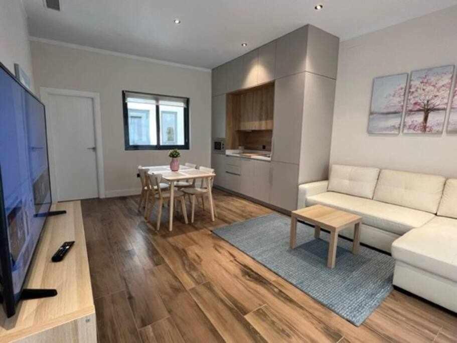 Deluxe Twobedroom Apartment Seville Downtown エクステリア 写真